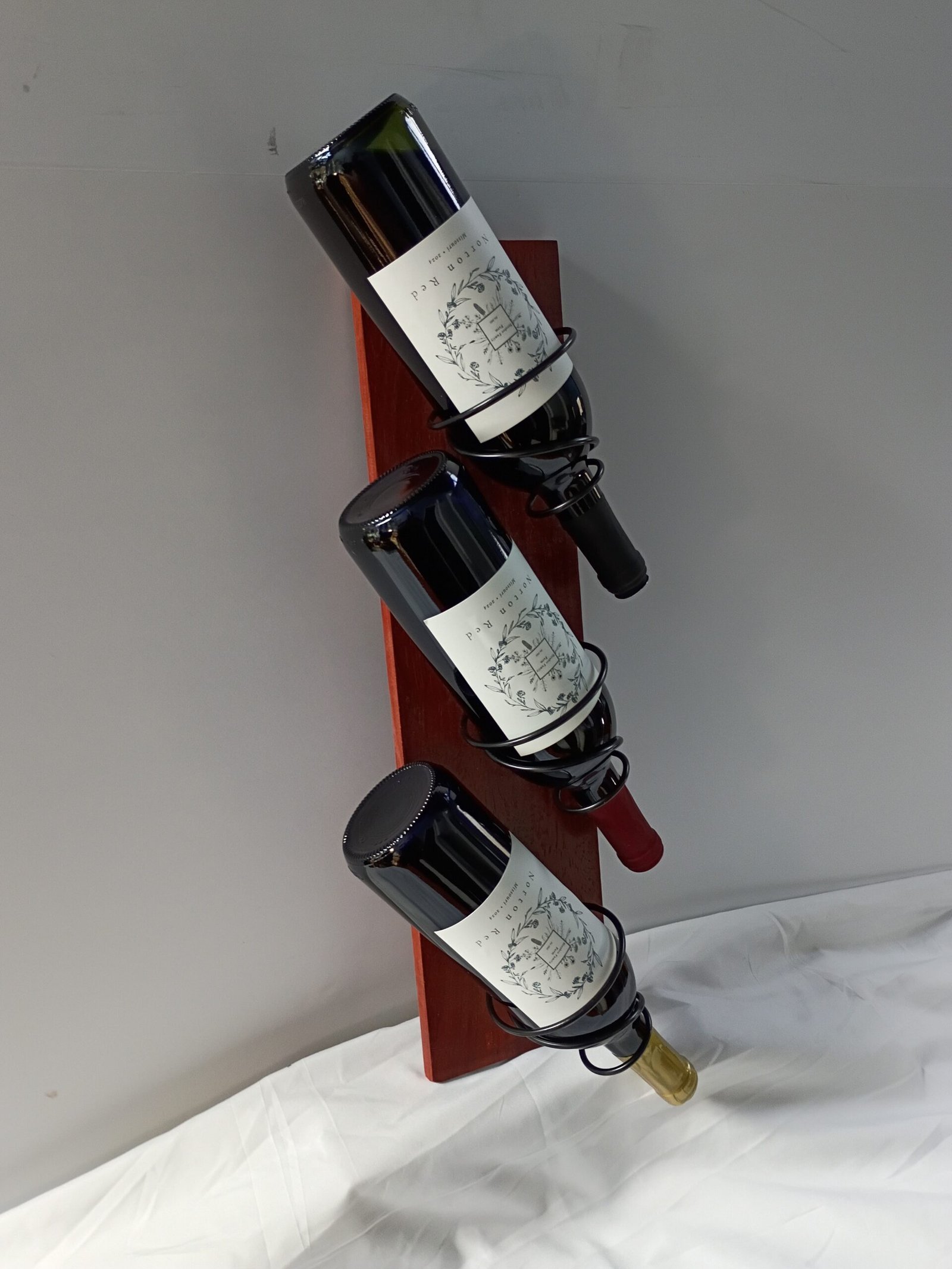 3-Bottle Wine Rack